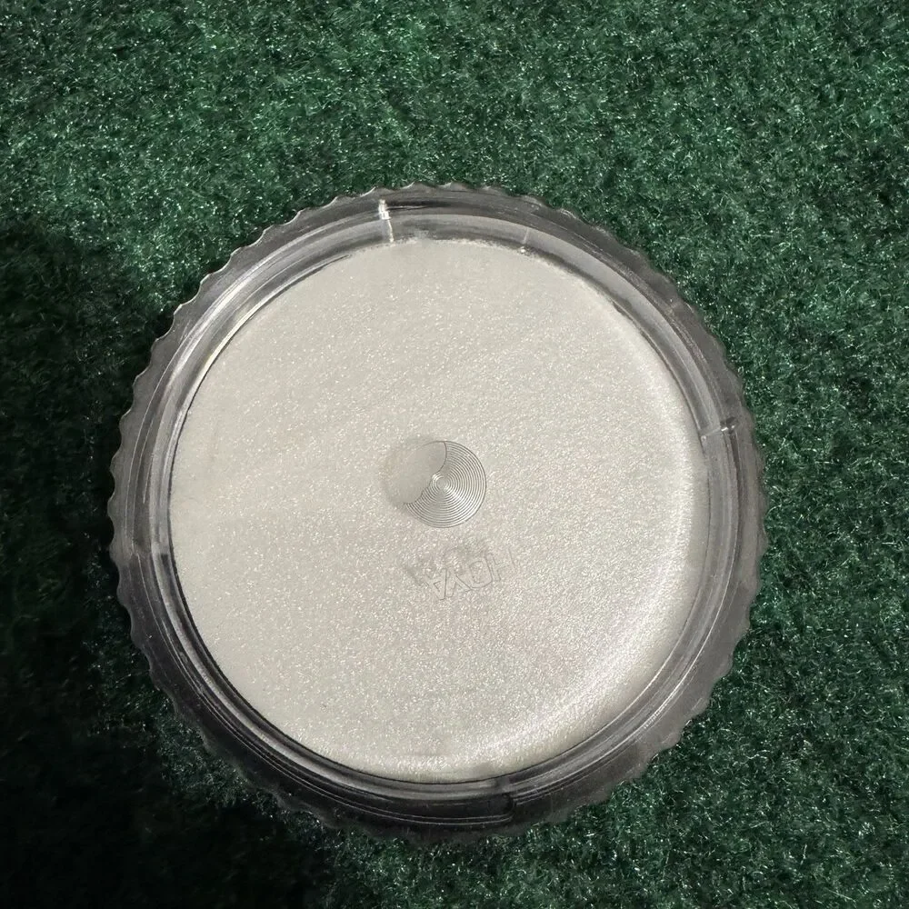 HOYA 62mm UV(O) Lens Filter. In Very Good Condition. Includes Box And Case.